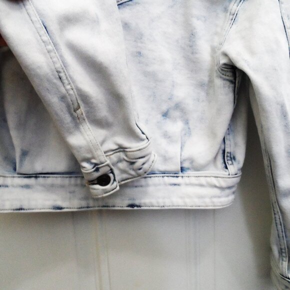 Guess-Denim jeans  jacket- size XS - Picture 7 of 7